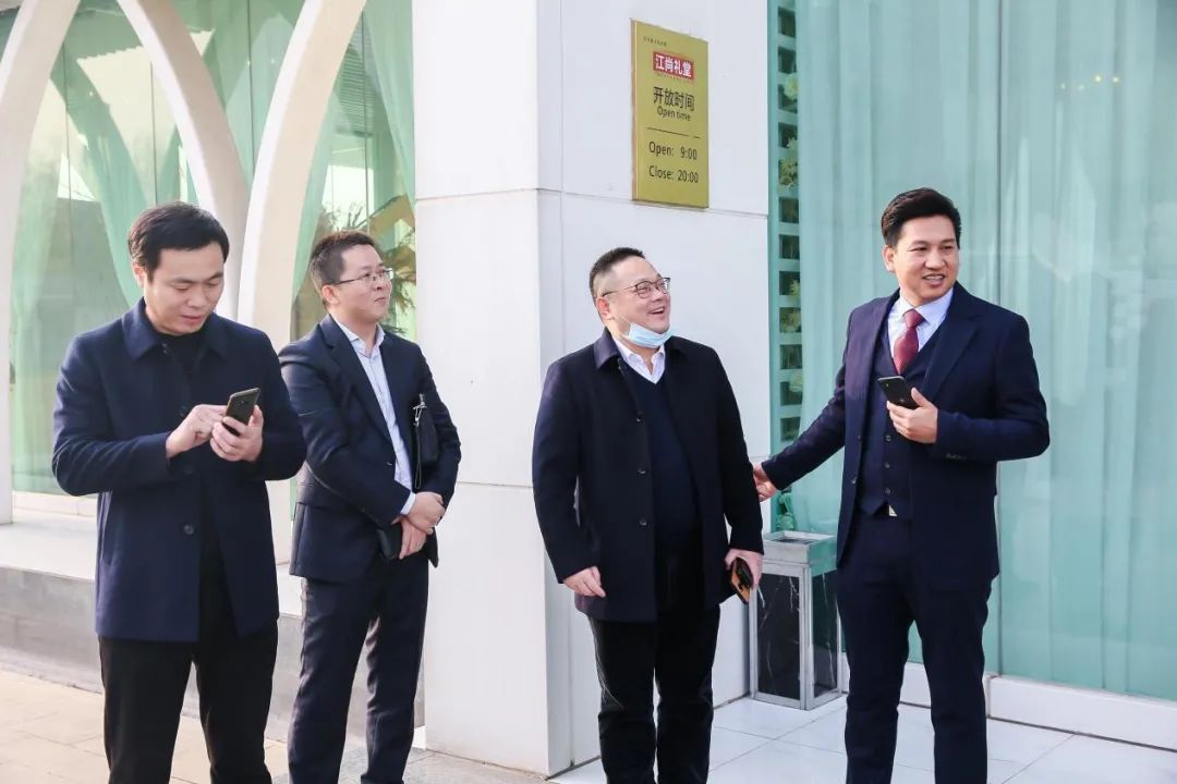 凝聚嘉彰 再创辉煌 —— 2021年度工作报告暨2022新春团圆会成功举行