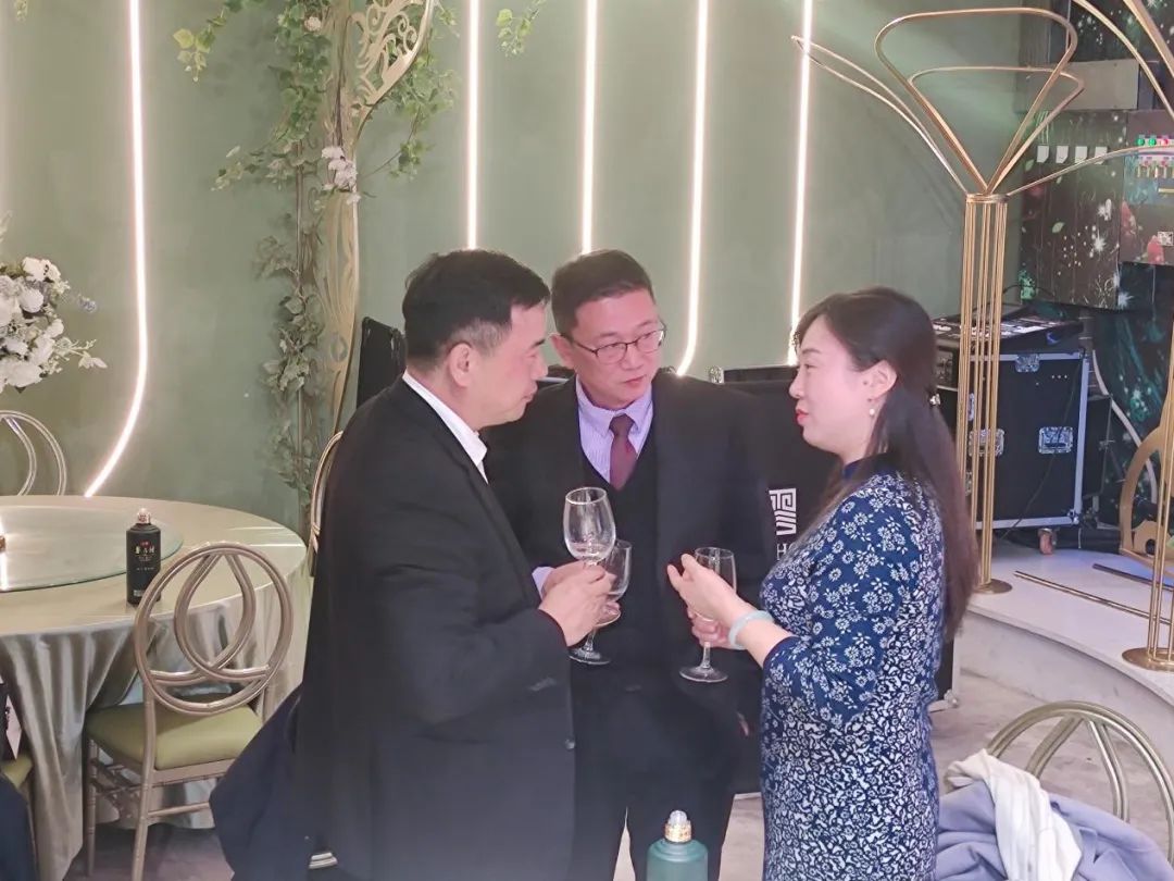 凝聚嘉彰 再创辉煌 —— 2021年度工作报告暨2022新春团圆会成功举行